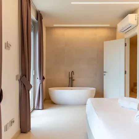 Relais Le Torri In Verici With Private Pool * カザルツァ・リーグレ